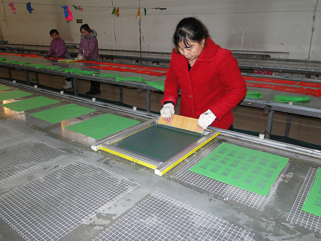 Raincoat Material Screen Print by Sepcial Training Professional workers Furthertrade.com the high quality China raincoat wholesale manufacturer and supplier